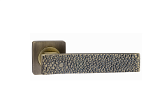 Межкомнатная дверная ручка Renz  Lizard - Кожа ската  653-02 MAB, бронза античная матовая